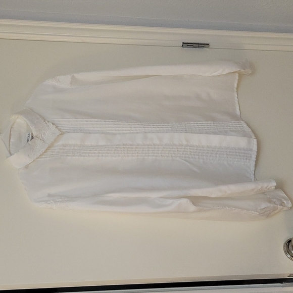 3/$30 NICOLA White Pintucked Embroidered Long Sleeve Colonial Castlecore Blouse - Picture 2 of 10